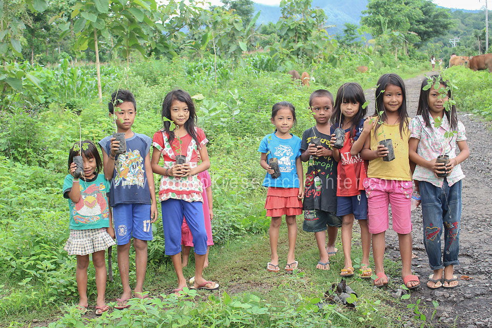 Program dan kegiatan Lombok Research Center